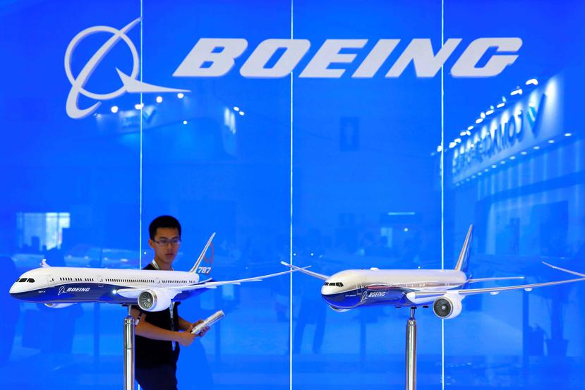 El principal negocio de Boeing, la aviación comercial, ingresó $6,205 millones. (Efe)