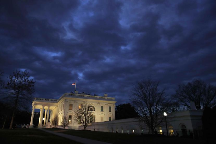 Vista lateral de la Casa Blanca. (AP)