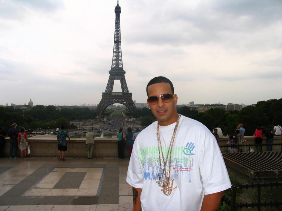 El éxito de "Gasolina" permitió que el rapero llegara a lugares que jamás imaginó con su trabajo. Imagen del año 2005 cuando visitó París, por primera vez. (Archivo)