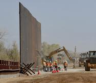Desde su campaña en las elecciones de 2016 y durante toda su gestión en la Casa Blanca, Trump ha insistido en la construcción de una muralla a lo largo de los 3,200 kilómetros de la frontera de EE.UU. con México.