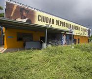 El deterioro de las estructuras de Ciudad Deportiva Roberto Clemente ha ido en crecimiento.
