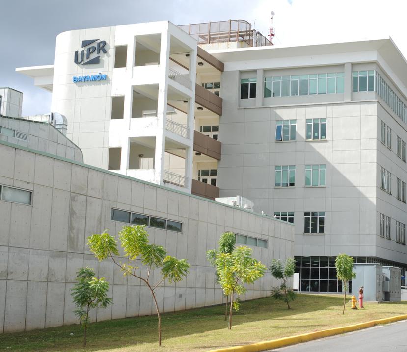 Universidad de Puerto Rico en Bayamón.