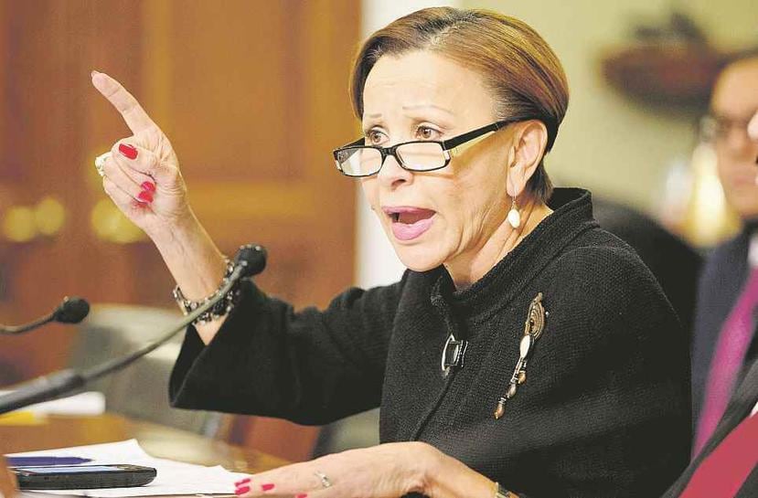 La congresista puertorriqueña Nydia Velázquez es la autora del proyecto 1366 para fiscalizar a firmas de inversiones y fondos mutuos  que hacen  negocios en  Puerto Rico.  (Archivo / GFR Media)