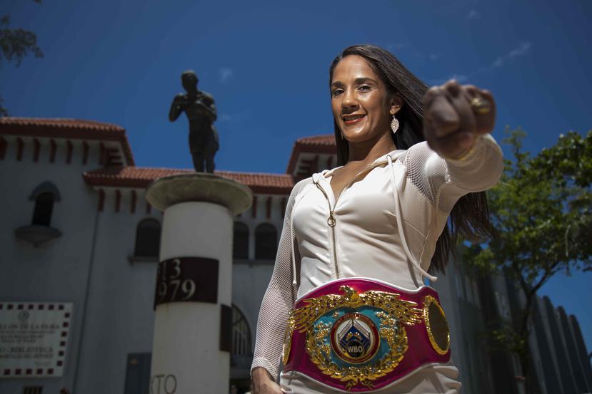 De derrotar a Yamila Reynoso, Amanda Serrano se uniría a Oscar de la Hoya y a Manny Pacquiao como los únicos boxeadores en ostentar seis fajas mundiales en igual número de pesos.