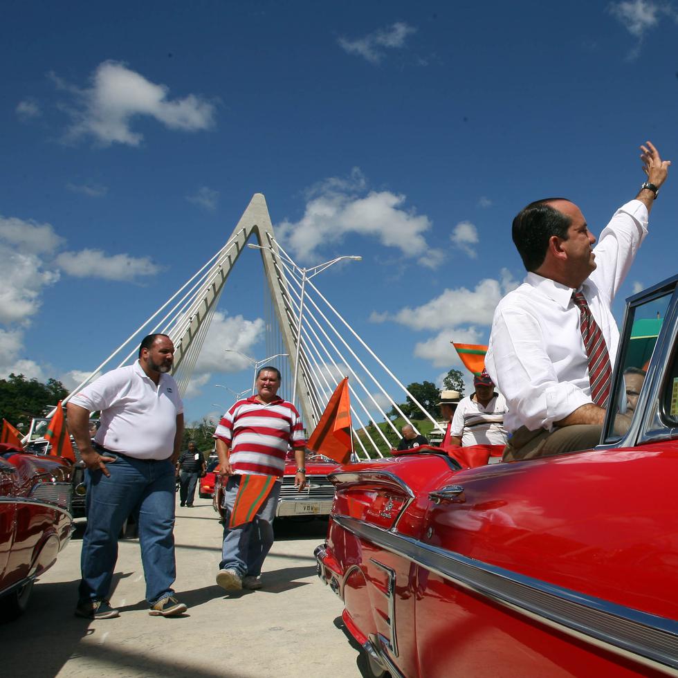 24 de octubre de 2008//// Naranjito///// El gobernador Anbal Acevedo Vil inaugur hoy el puente atirantado Jess Izcoa MouraEl Nuevo Dia/// Dennis M. Rivera PIchardo