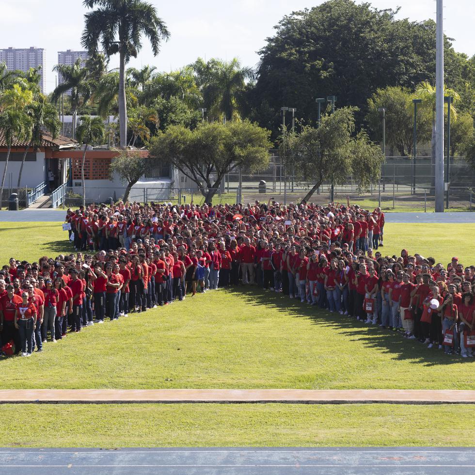Como parte del Día Mundial en Respuesta del VIH –que se conmemora todos los 1 de diciembre–, el Municipio de San Juan recordó este viernes a las personas fallecidas por esta condición y urgió a una mayor prevención.