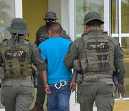 Los arrestos se llevaron a cabo en distintos municipios de la isla.