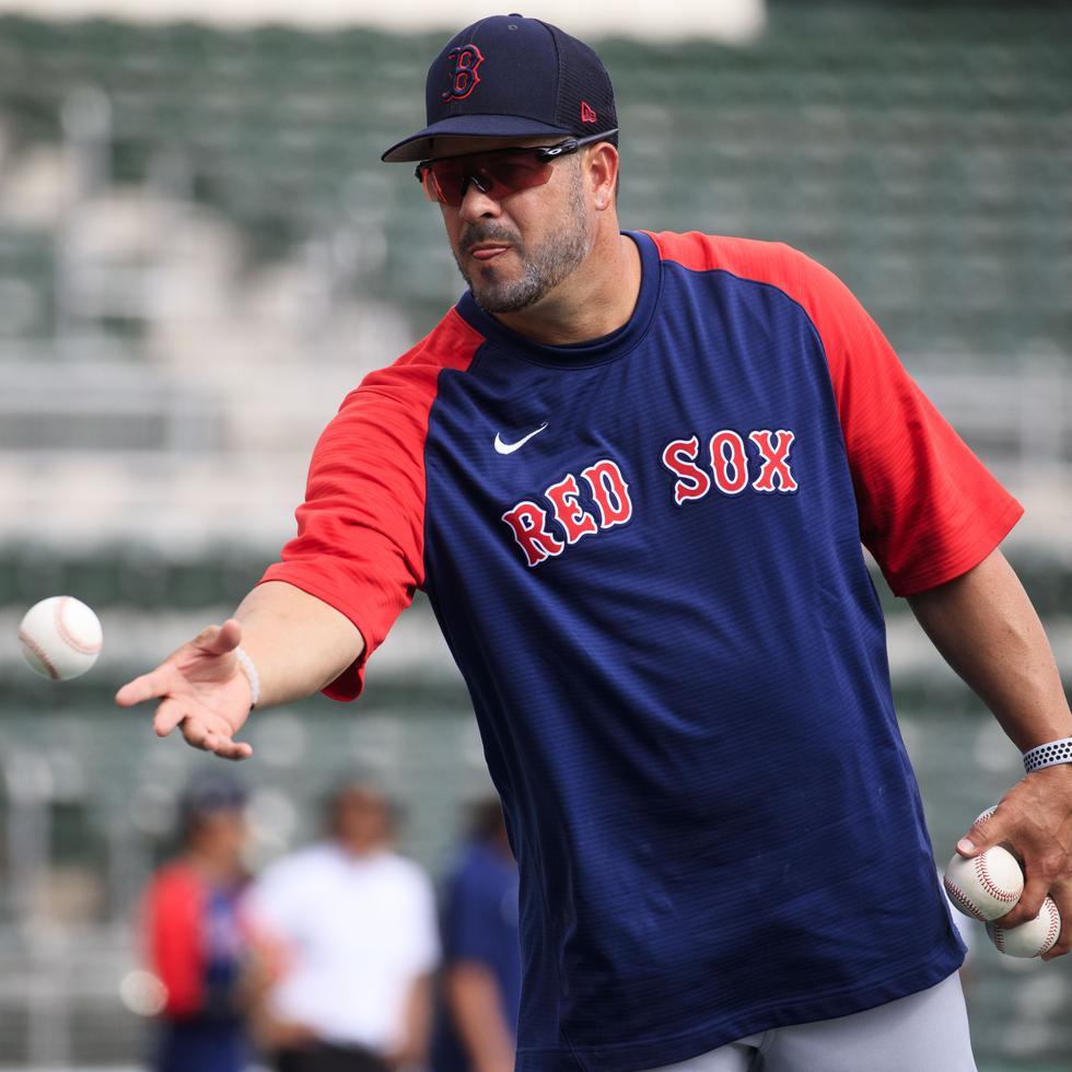 Trascendió que Ramón Vázquez será nombrado coach del banco del dirigente Alex Cora en los Red Sox de Boston.