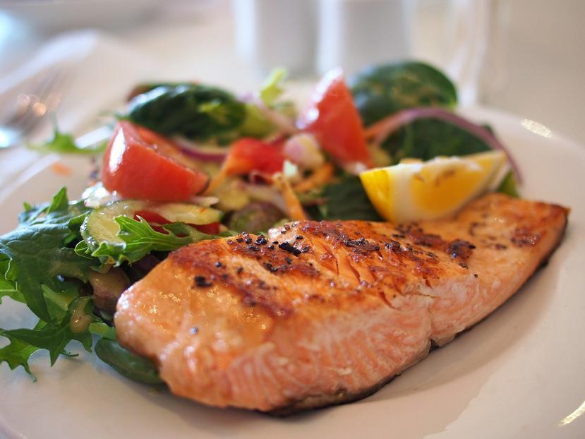 El salmón salvaje es una buena fuente de vitamina D en su estado natural. (Pixabay)