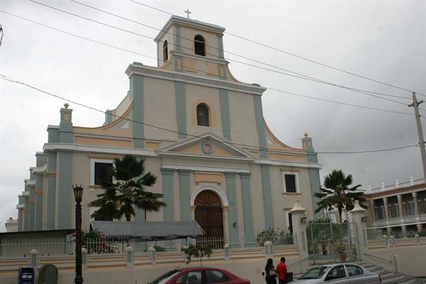 Catedral de San Felipe Apóstol, en Arecibo. (Archivo)
