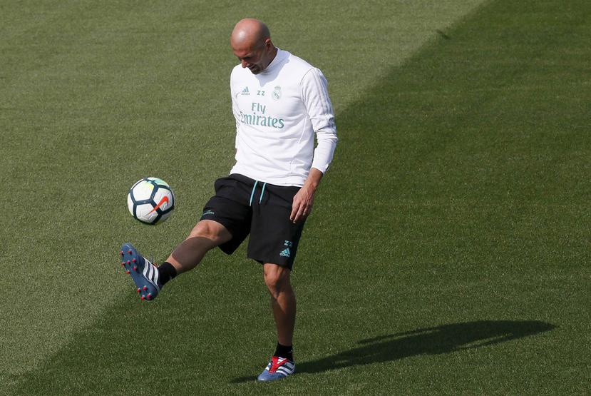 El Madrid de Zinedine Zidane no ha podido rescatar más que un empate de 1-1 frente a un inferior Levante en el estadio Santiago Bernabeu el sábado. (AP)