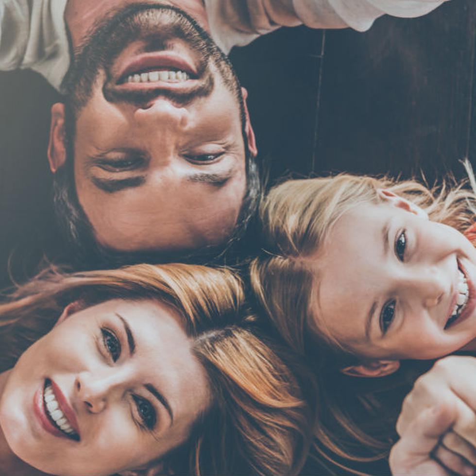 "Cada día doy gracias por mi familia, la biológica y la escogida". (Shutterstock)