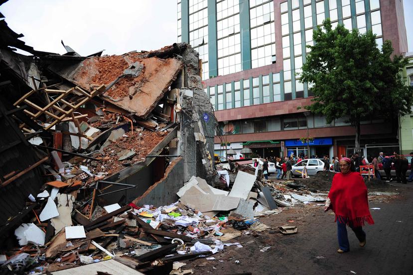 Uno de los edificios devastadados por el terremoto de 8.8. que sacudió a Chile en 2020. (Archivo)