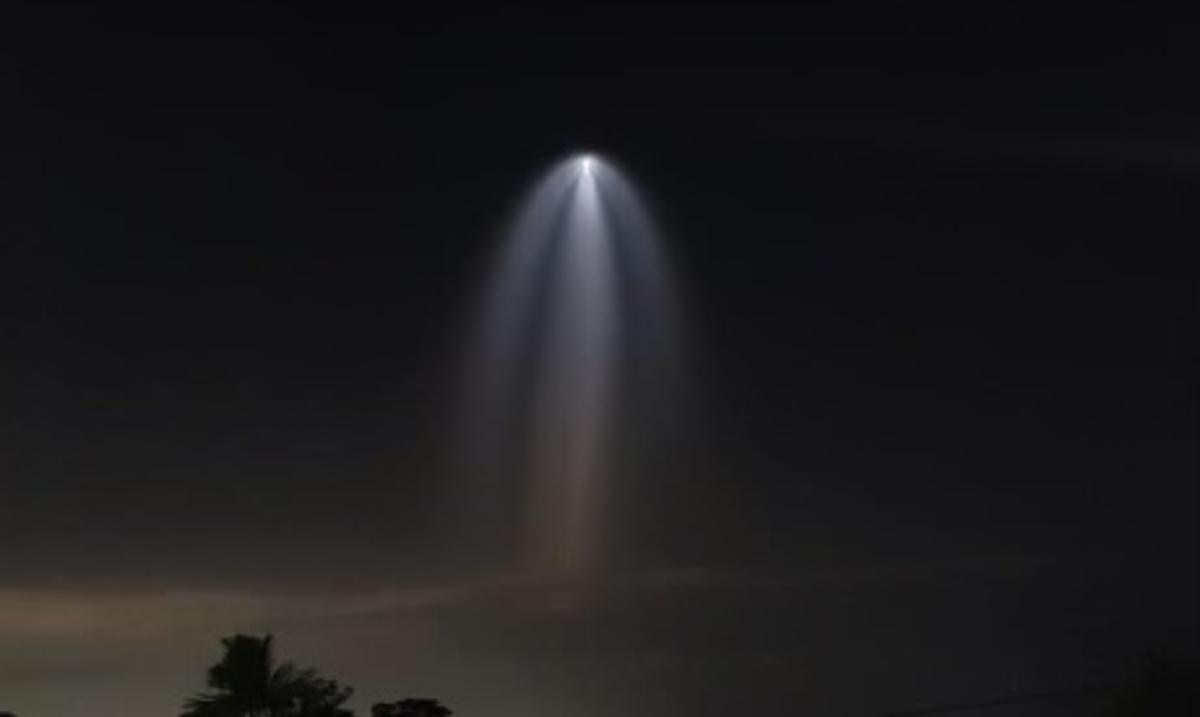 Is it normal to see SpaceX rockets from Puerto Rico like the one that happened Monday night?