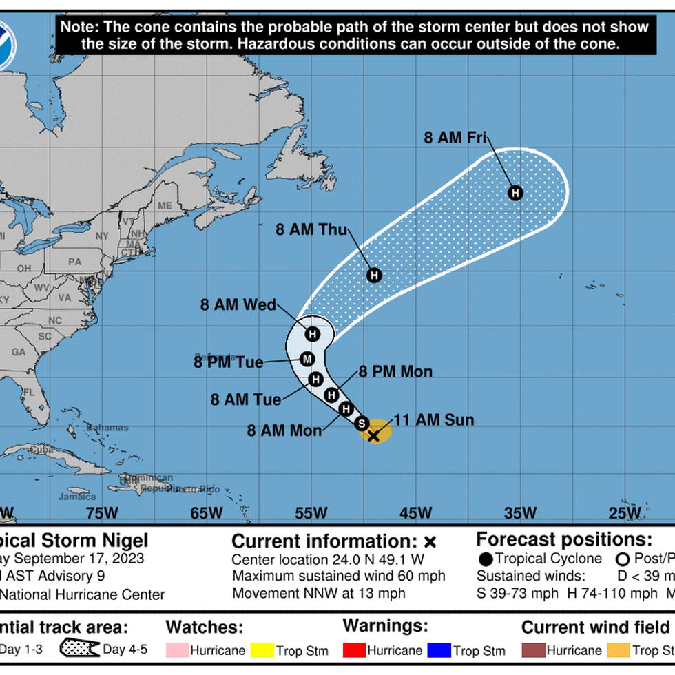 Los vientos de fuerza de tormenta tropical se extienden hasta 140 millas de su centro.