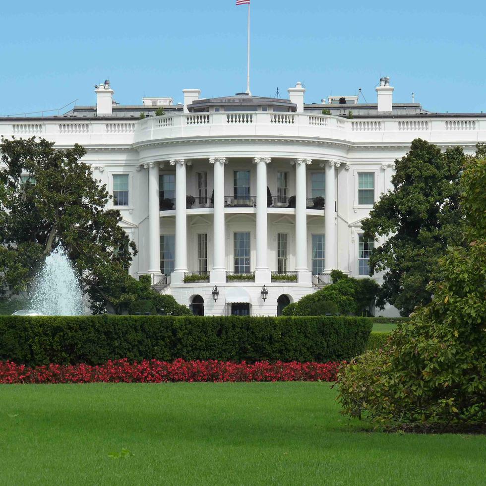 “La Casa Blanca no tiene conocimiento de alguna participación federal en la selección. Las preguntas deben ser hechas a la AEE”, indicó Raj Shah, subsecretario de Prensa de la Casa Blanca. (Archivo)