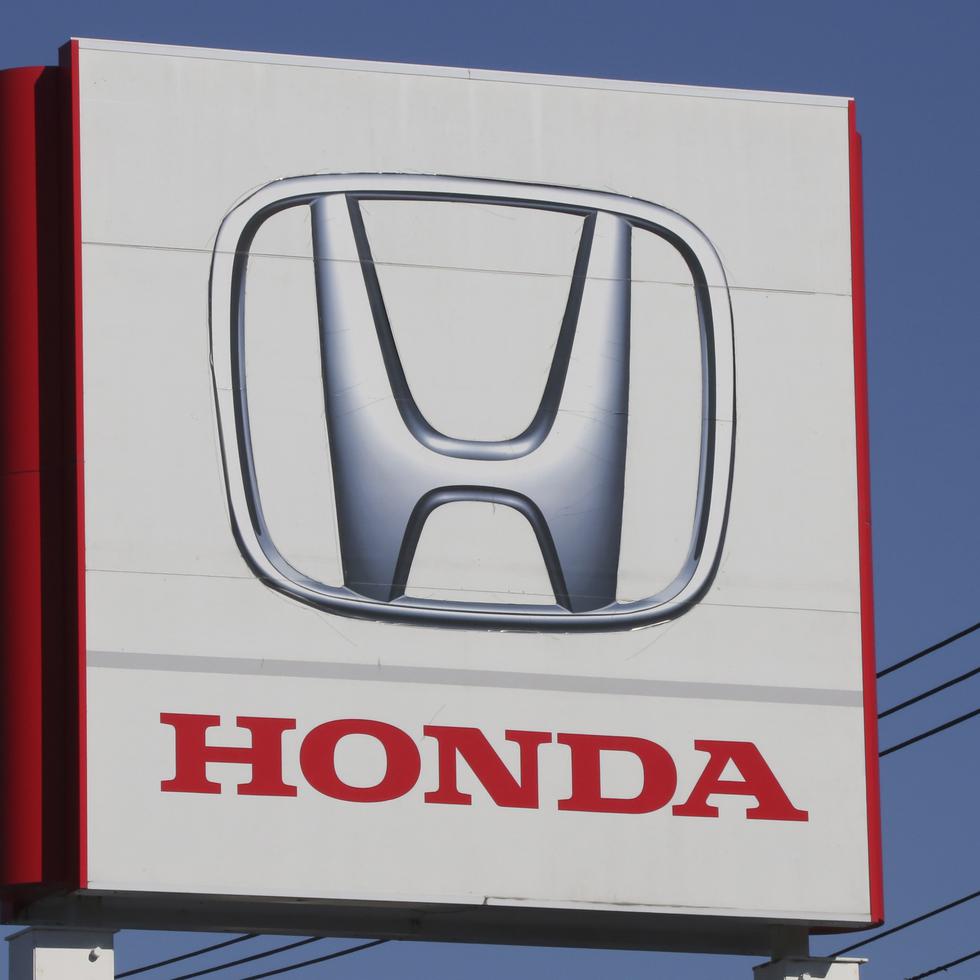 Honda indicó en documentos publicados el viernes por la Administración Nacional de Seguridad del Tráfico en Carreteras que los cojinetes de biela del motor pueden desgastarse y atascarse debido a un error de fabricación, dañando los motores.