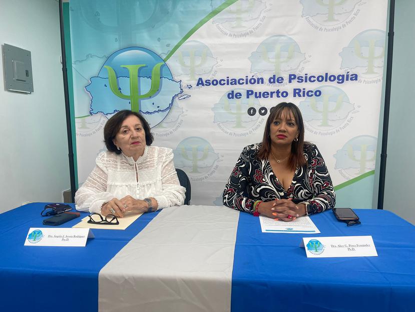 La doctora Ángeles Acosta Rodríguez y la psicóloga Alice Pérez Fernández hicieron un llamado ayer a las autoridades para identificar  los abusos a menores con diversidad funcional.