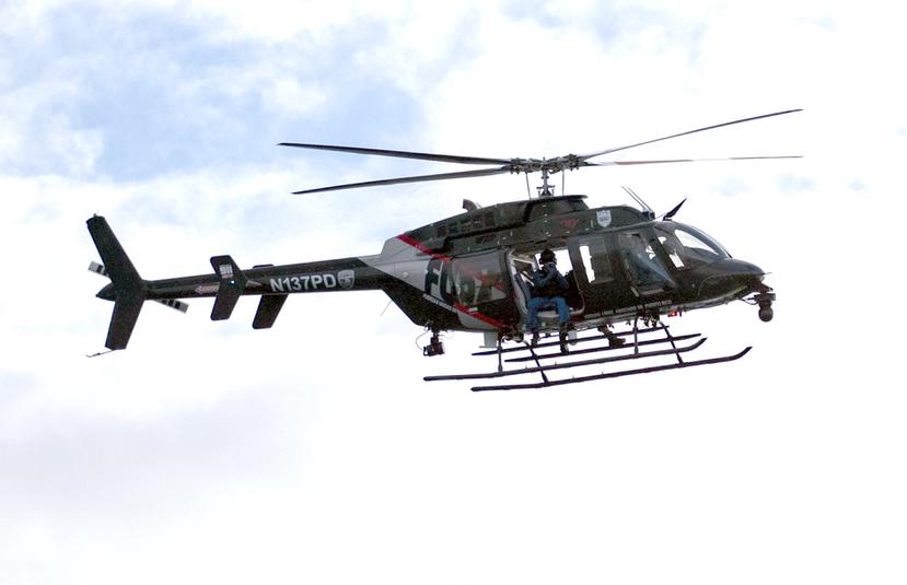 Los helicópteros Bell 407 (arriba) fueron adoptados por el Negociado de la Policía tras el retiro, en el 2013, de las naves MD 500 de McDonnell Douglas.