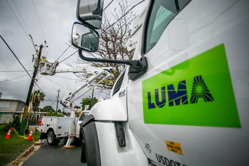 Entre las mejoras, LUMA mencionó la sustitución de aproximadamente 1,070 postes y reparación y energización de tres subestaciones.