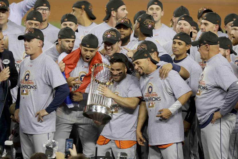 Los Astros de Houston se proclamaron campeones de las Grandes Ligas en la temporada 2017. (AP / Alex Gallardo)