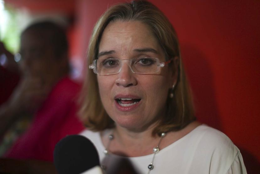 En la foto, la alcaldesa de San Juan, Carmen Yulín Cruz a su llegada a la sede del Partido Popular Democrático.