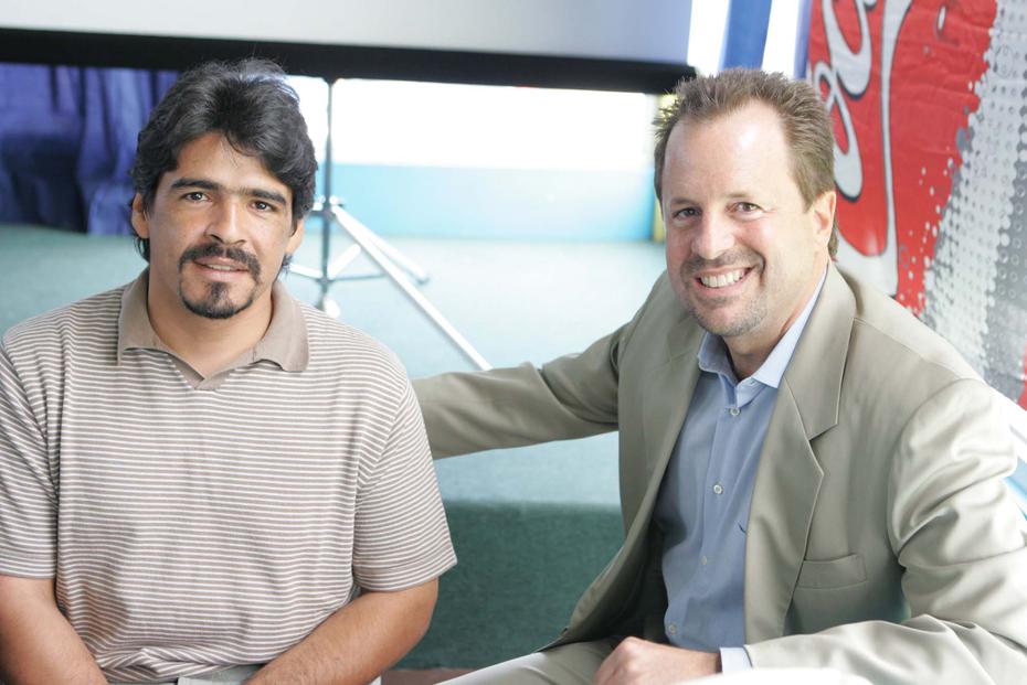 Hugo Maradona junto a Andrés Guillermard, presidente de los Islanders.