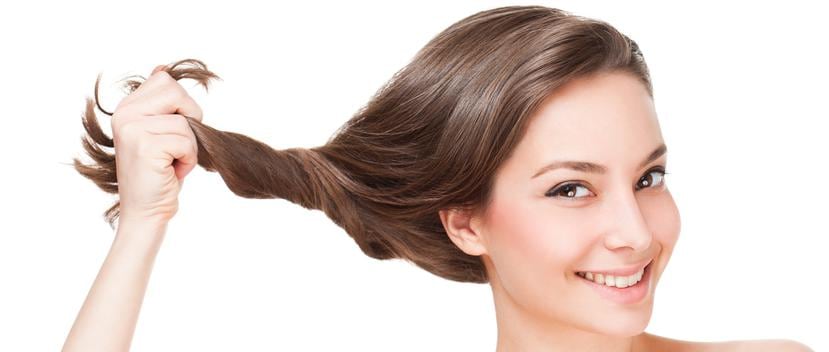 ¿Has notado que cuando te pones a dieta por tu cuenta, tu pelo se pone seco, pierde brillo y, en algunos casos, se vuelve quebradizo y se te cae?  (Shutterstock)