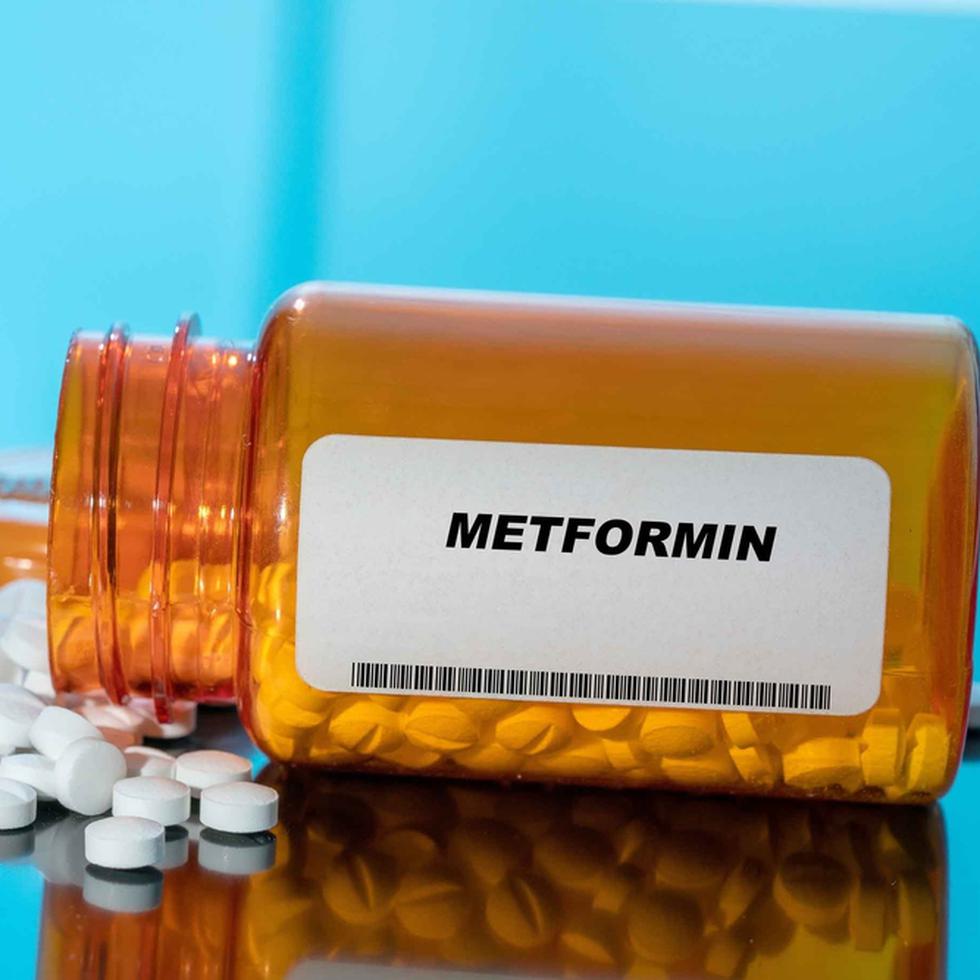 Uno de los principales beneficios de la metformina es que puede ayudar a reducir los niveles de azúcar en la sangre, lo que es esencial para prevenir las complicaciones a largo plazo asociadas con la diabetes tipo 2.