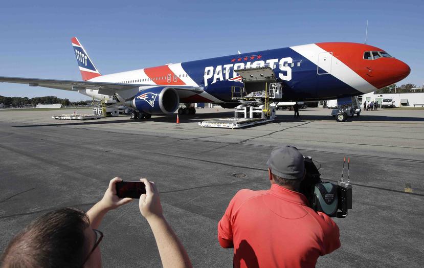 El dueño de los Patriots prestó el avión. (AP)