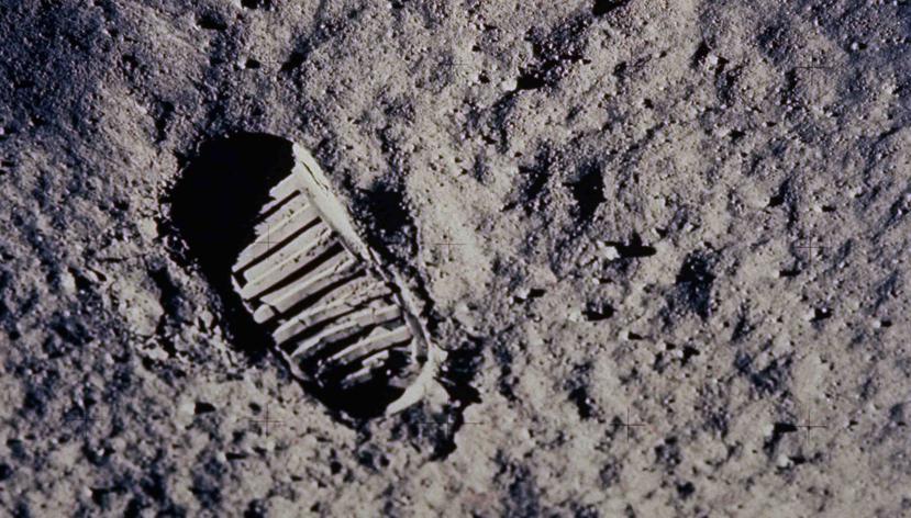 La foto de archivo de 1969 muestra una huella en la Luna de uno de los astronautas de la misión Apollo 11. (AP/NASA)