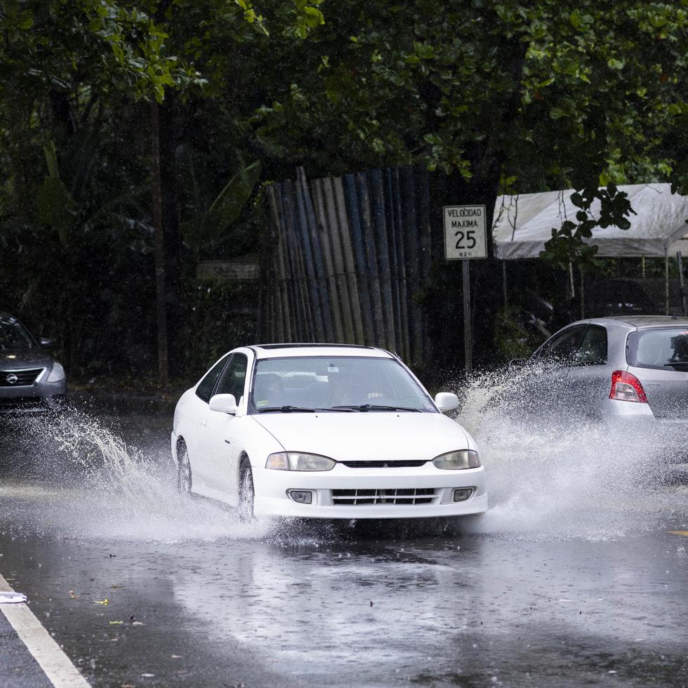 El SNM pronosticó lluvias y tronadas para varias zonas de Puerto Rico durante el jueves.