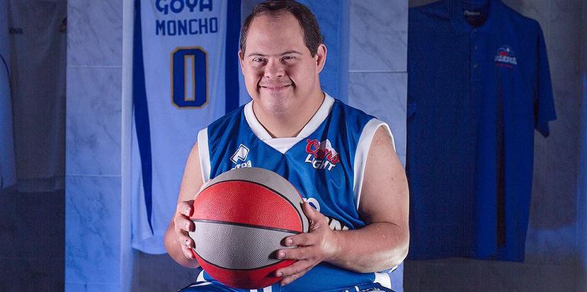 Oscar Ramón Loubriel Flores, mejor conocido como Moncho, es sinónimo de baloncesto. (Suministrada)