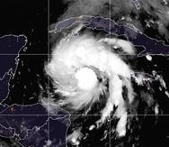 Esta imagen satelital muestra el huracán Ian sobre el Caribe, el lunes 26 de septiembre de 2022.