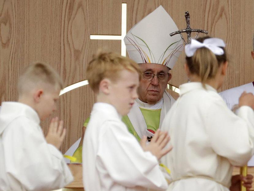 El papa Francisco, durante la celebración de una misa en Phoenix Park, en Dublin, Irlanda. (AP)