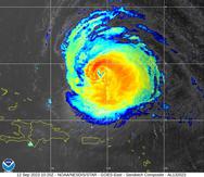 Imagen Sándwich (combinación entre imagen visible e infrarroja) del satélite GOES-East que muestra al huracán Lee al norte de Puerto Rico en la mañana del 12 de septiembre de 2023.
