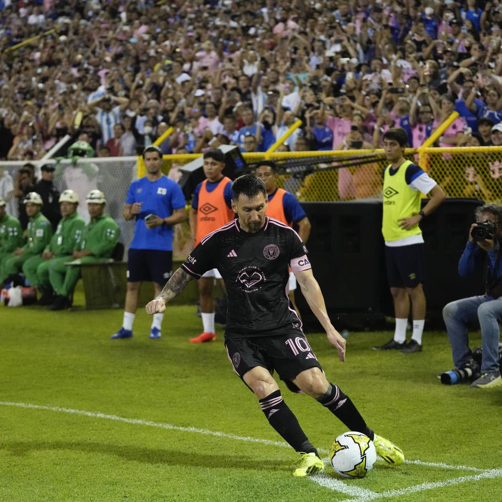 Lionel Messi, con el Inter Miami ante la selección de El Salvador.