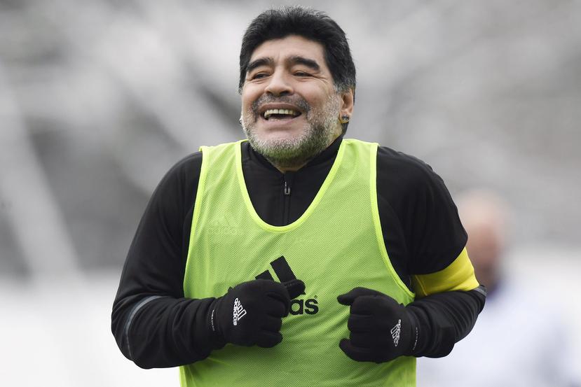 Maradona participó en el partido amistoso que prologó la entrega de los galardones "The Best" en Zúrich (Suiza) el pasado 9 de enero.(EFE)
