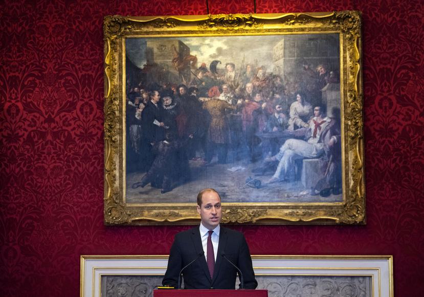 El príncipe William es el  segundo en la línea de sucesión al trono británico. (Foto: AP)