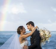 La feliz pareja vive en Atlanta pero decidió que la boda sería en Puerto Rico, donde la novia nació.