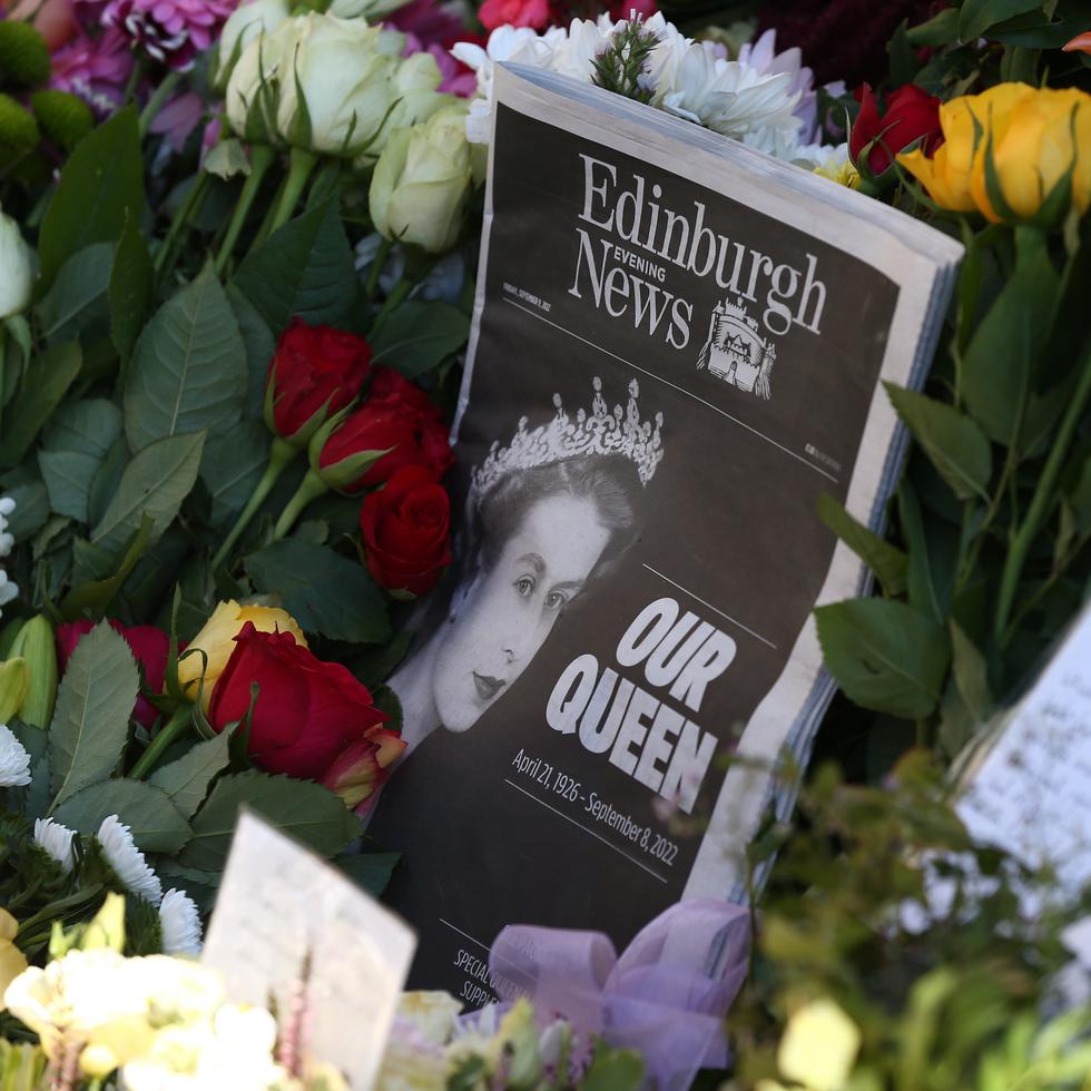 Flores y tributos en el Reino Unido en memoria de Elizabeth II, fallecida el 8 de septiembre.