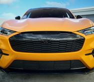 El Ford Mustang Mach-E combina el legado del icónico deportivo con el futuro electrificado y conectado de la movilidad.