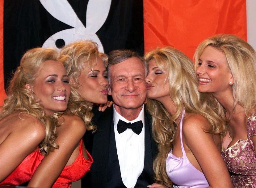 Hugh Hefner no solamente dejó un imperio llamado Playboy, sino también muchos amigos que lo amaban. (AP)