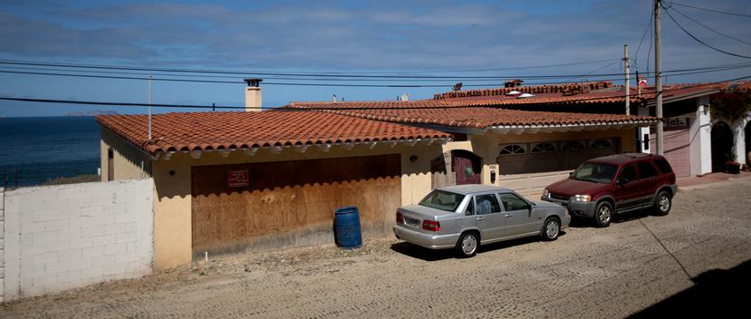 La fachada de la casa donde vive Thomas Markle, en México. (Foto: AP)