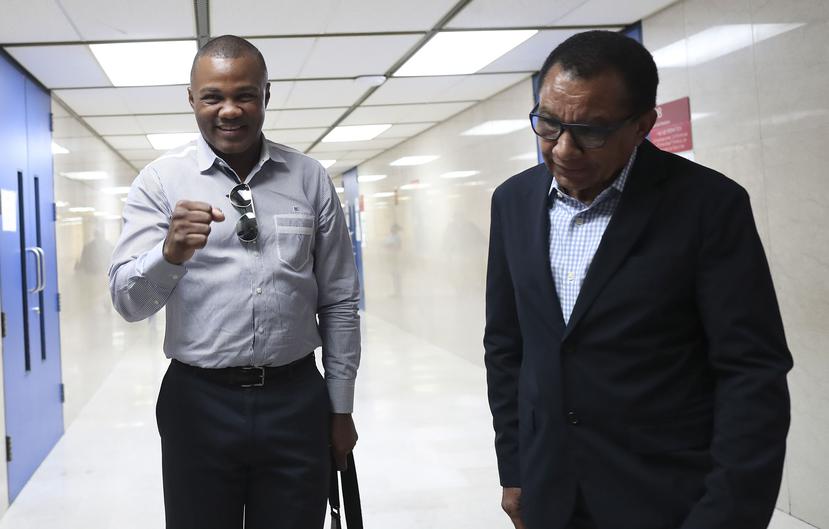 Tito Trinidad acudió al tribunal junto a su padre, Félix Trinidad. (GFR Media / Vanessa Setta Díaz)
