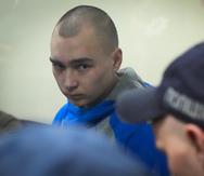 El soldado ruso Vadim Shishimarin, acusado de crímenes de guerra, en el tribunal en Kiev, Ucrania, el 18 de mayo de 2022.