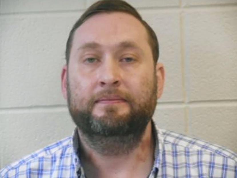 El doctor Bradley Rowland, maestro universitario de química, acusado de fabricar metanfetaminas en Arkansas. (Oficina del jefe policial del condado Clark vía AP)