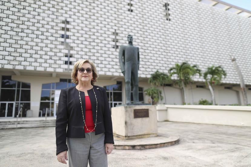 La secretaria del Departamento de Hacienda, Teresita Fuentes, dijo que el proyecto cameral 1544  “se ha tardado en salir de la legislatura”, pero la semana pasada, se esperaba que el proyecto estuviera en La Fortaleza.