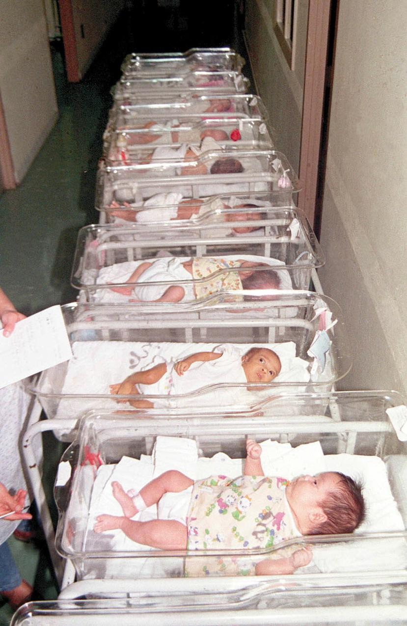 Los dos varones y cuatro niñas nacieron prematuramente por cesárea. (EFE / Archivo)