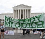 El Tribunal Supremo de Estados Unidos revoca el caso de Roe vs. Wade, al decidir que no existe un derecho constitucional al aborto
